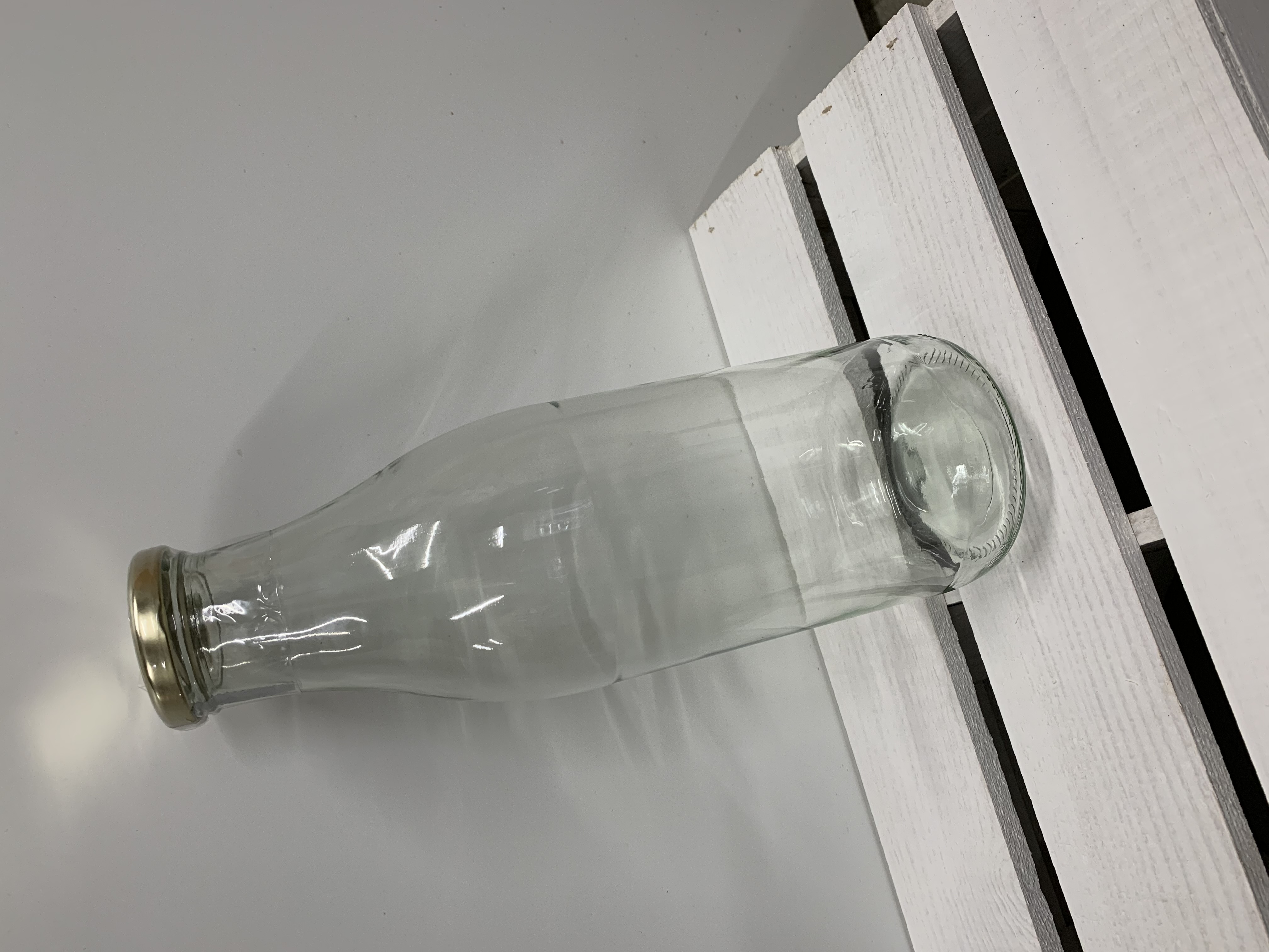 Milchflaschen zum Selbstabfüllen